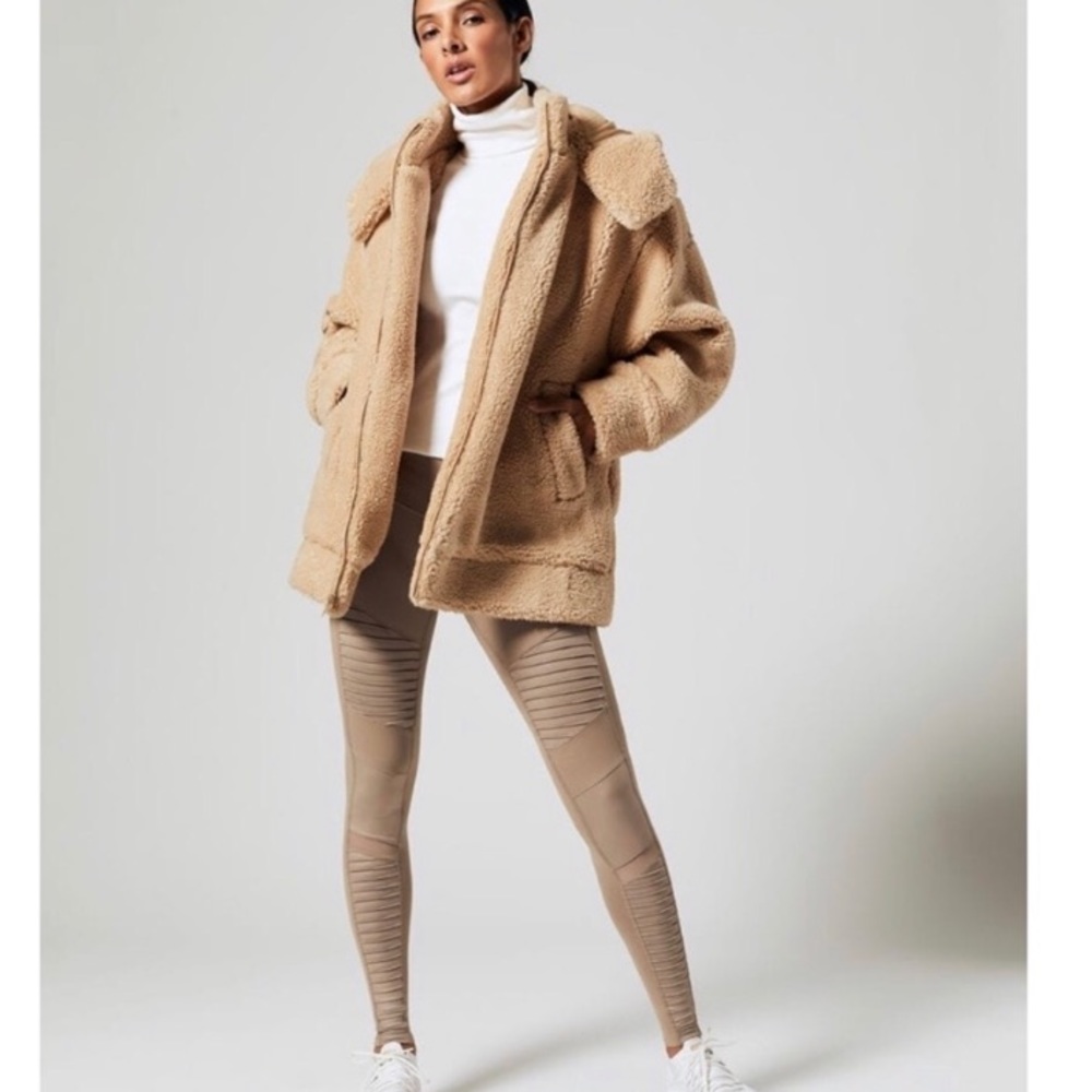 Alo yoga Norte Sherpa jacket camel L